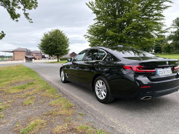 BMW 5-Series 2021 SE MHT 389414919