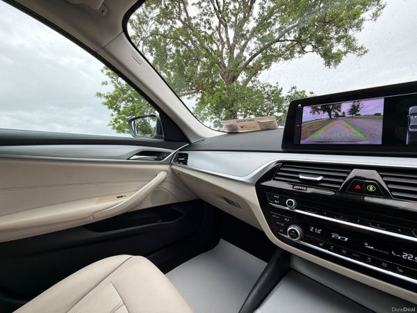 BMW 5-Series 2021 SE MHT 389415855