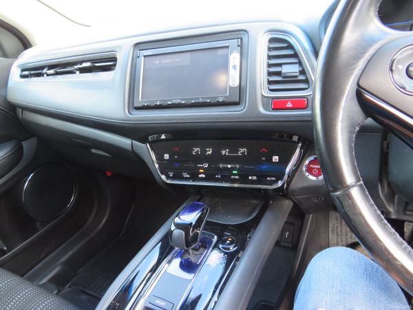 2015 HONDA VEZEL PETROL HYBRID JEEP 389421191