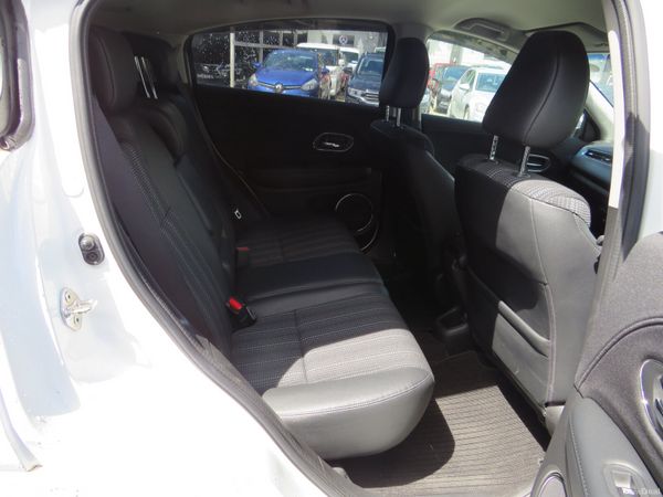 2015 HONDA VEZEL PETROL HYBRID JEEP 389421215