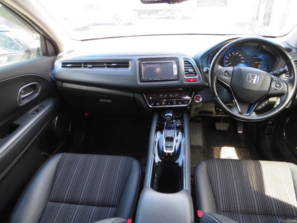 2015 HONDA VEZEL PETROL HYBRID JEEP 389421217