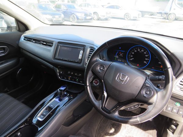 2015 HONDA VEZEL PETROL HYBRID JEEP 389421219