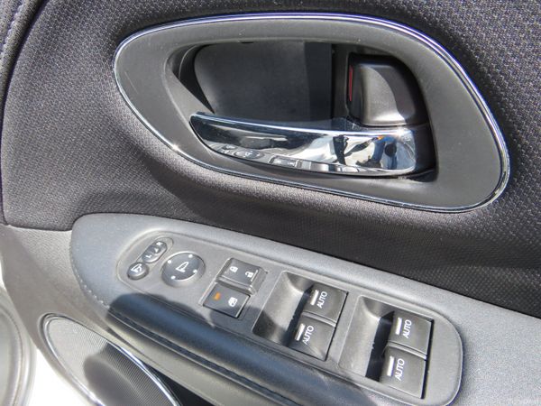 2015 HONDA VEZEL PETROL HYBRID JEEP 389421235