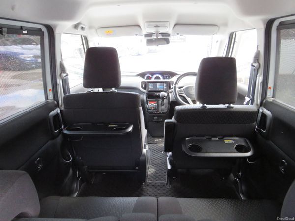 2017 MITSUBISHI DELICA 2 HYBRID AUTOMATIC 389422033