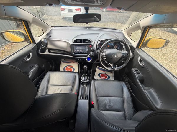 Honda fit sports 2013 389423935