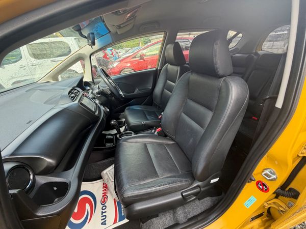 Honda fit sports 2013 389423937