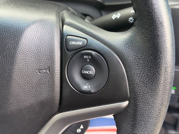 Honda fit 2015 low Milage 389426107