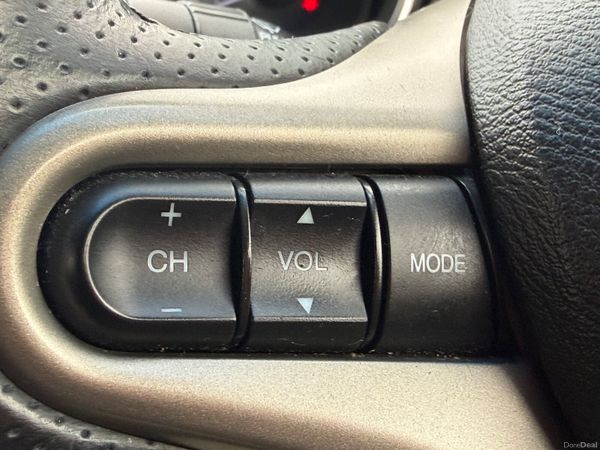 Honda fit 2013 389427203