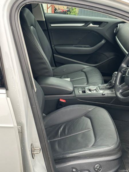 AUDI A3 1.4TFSI AUTOMATIC 389432559