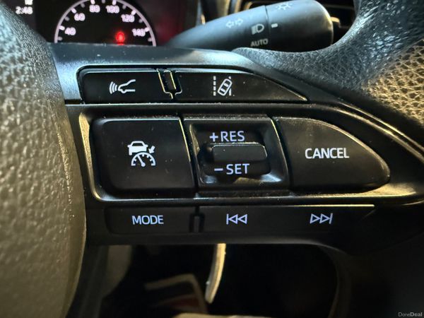 2020 Toyota Yaris 1.5 Hybrid Automatic,19K Miles 389434041