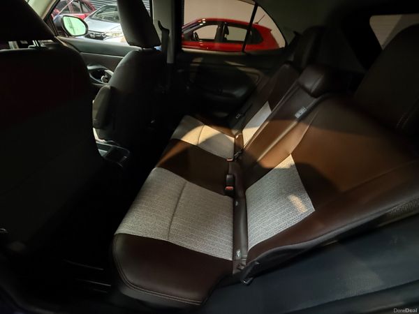 2021 Toyota Yaris Cross 1.5 Hybrid Automatic 389436223
