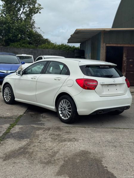 MERC A Class 1.6 Auto White Leather 50,000 KM 389557821