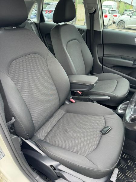 Audi A1 1.4 Auto 42000 KM ONLY 2012 389558835