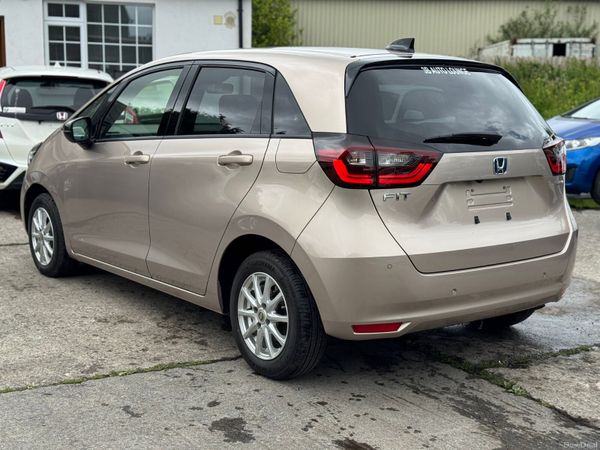 Honda Fit 1.5 Hybrid 24000 KM ONLY 2022 2 KEYS 389559585
