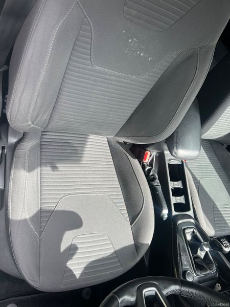 Ford Focus 2017( BELT JUST DONE) 389564147