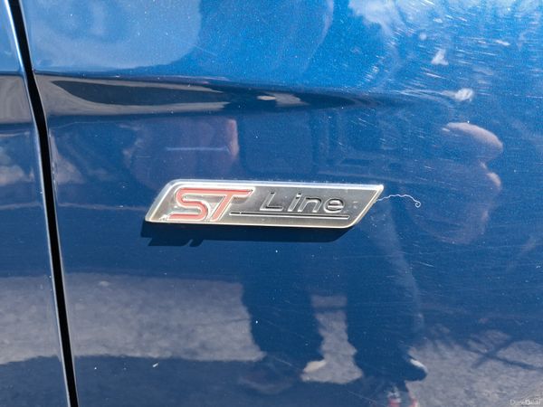 Ford Focus ST Line X 1.0 Petrol 389588359
