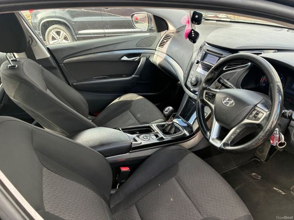 131 Hyundai i40 *NCT 09-26* 389653051