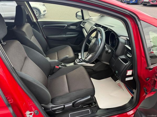 2016 Honda Jazz/Fit 1.5 Hybrid Automatic,77K K.M 389667535