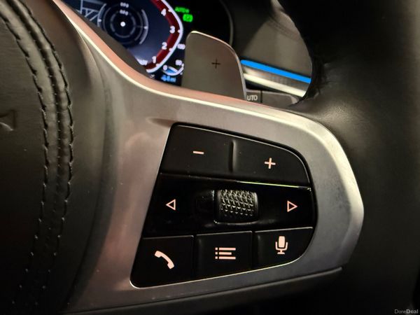 221 BMW 530E M-Sport Pro Touring 389675711