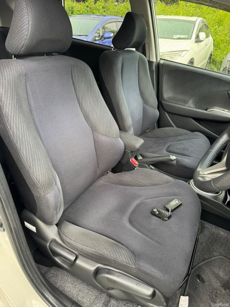 Honda Fit 1.3 Hybrid Automatic 66000 KM 2012 2KEYS 389699067