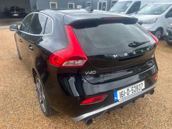 Volvo V40 R Design 2.0 D 389605311
