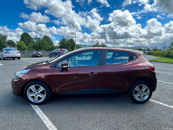 RENAULT CLIO 2015 1.2 AUTOMATIC 15,000 KMS 389610273