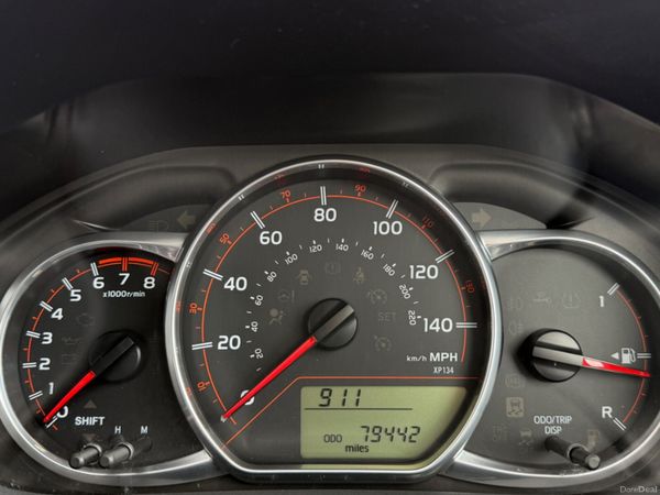Toyota Yaris 1.33 VVTI SPORT 389636965