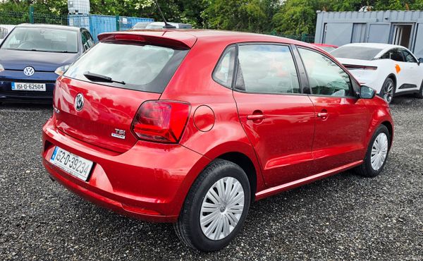Volkswagen Polo 2015 389741779