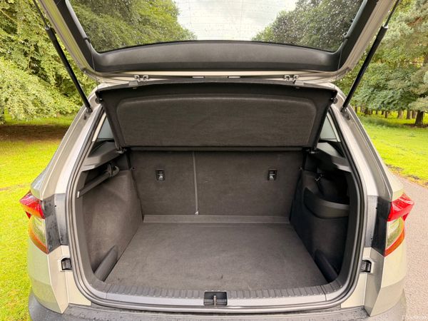 Skoda Karoq 2018 1.6 TDI 389746041