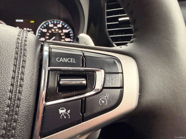 Mitsubishi Outlander 2017 PHEV Top Spec 389746397