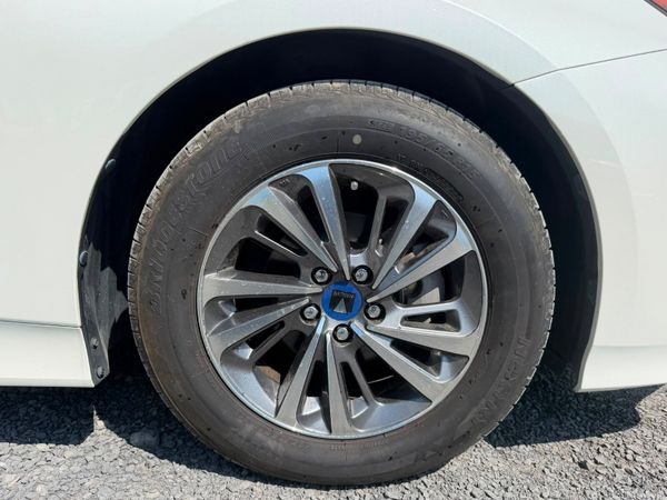 22 TOYOTA PRIUS HYBRID 389747743