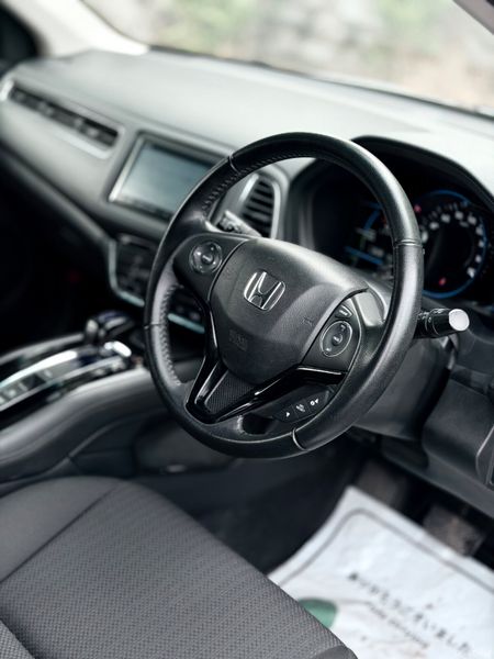 Honda Vezel | 2015 | 95,000 KM | Hybrid |AUTO|SUV 389753751
