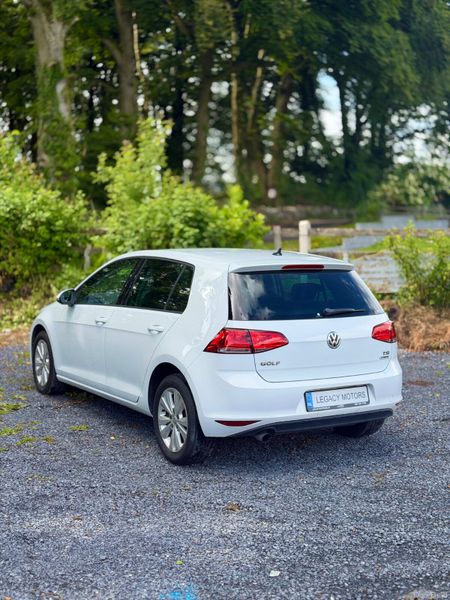 Volkswagen Golf | 2017 | 80,000 KM | Automatic 1.2 389753723
