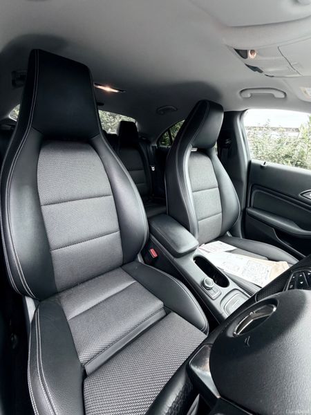 Mercedes-Benz CLA 180 | SPORTS | 1.6 | 64,KKM 389753843