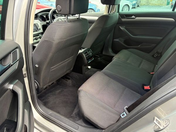 2016 Volkswagen Passat 1.6tdi 120bhp Comfortline 389764063