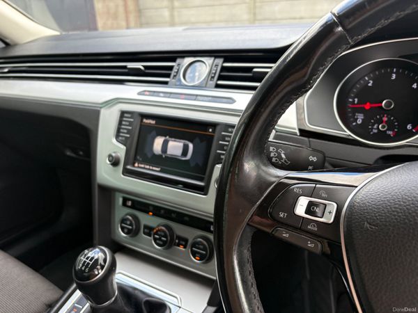 2016 Volkswagen Passat 1.6tdi 120bhp Comfortline 389764099