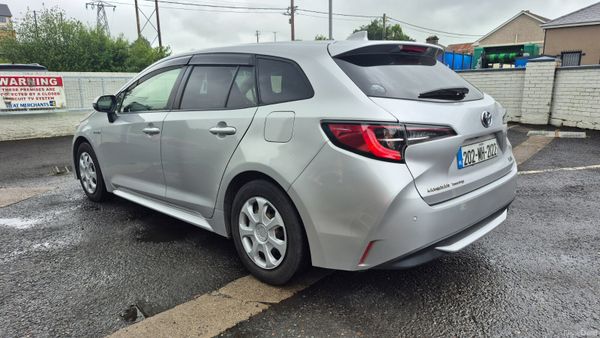 2020 Toyota Corolla 1.8 Hybrid AUTO Luna 389767463