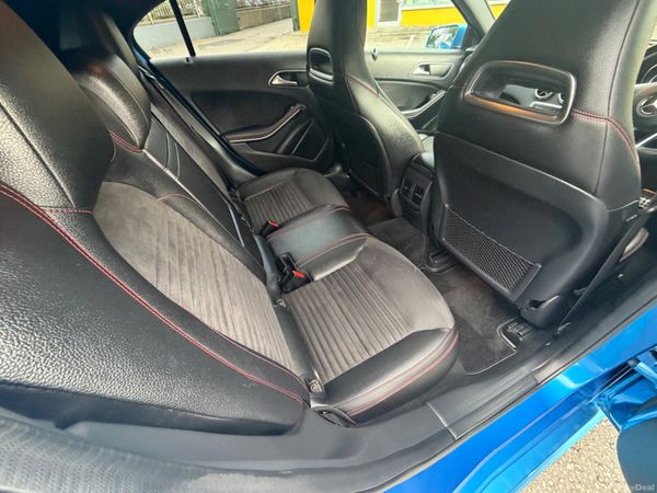 Mercedes Benz A180 AMG LINE Auto 389775947