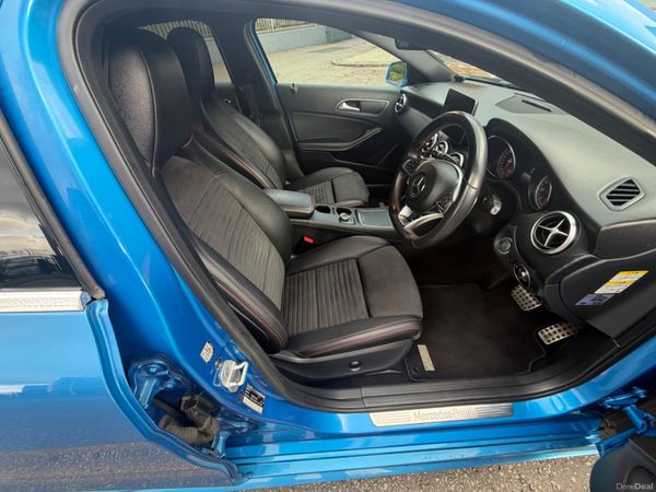 Mercedes Benz A180 AMG LINE Auto 389775935