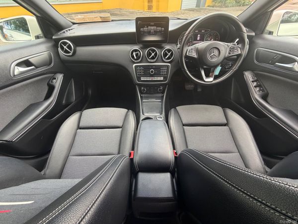 Mercedes-Benz A180 AMG LINE Auto 389776061