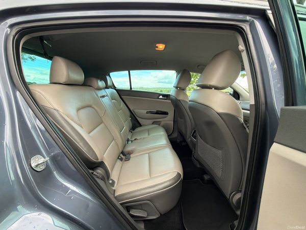 Kia Sportage 2017 Platinum Huge Specs 389782997