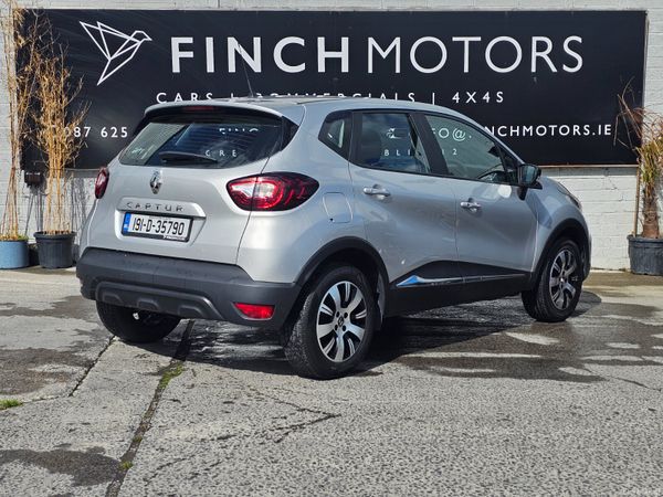 RENAULT CAPTUR // PETROL // 04/27 NCT 389783995