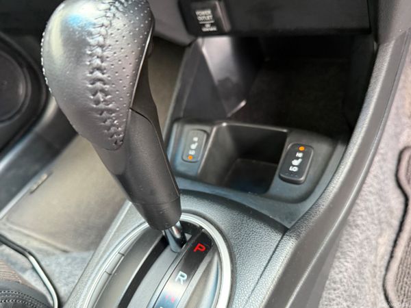 2013 Honda Fit Hybrid Automatic/Leather Spec/ 389705781