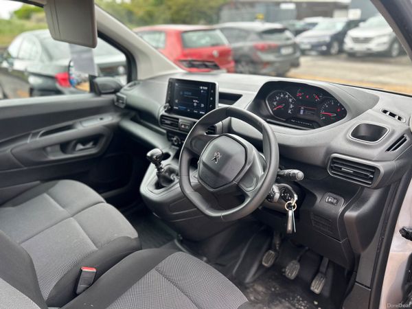 Peugeot Partner professional 389855359