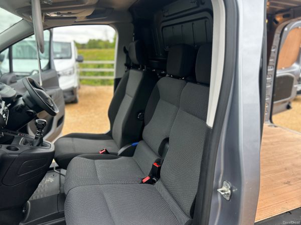 Peugeot Partner professional 389855371