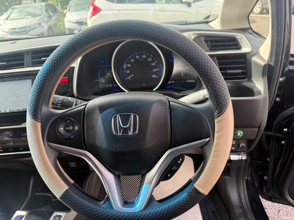 2015 Honda JAZZ/Fit 1.5 Hybrid Auto,47K Miles 389863303