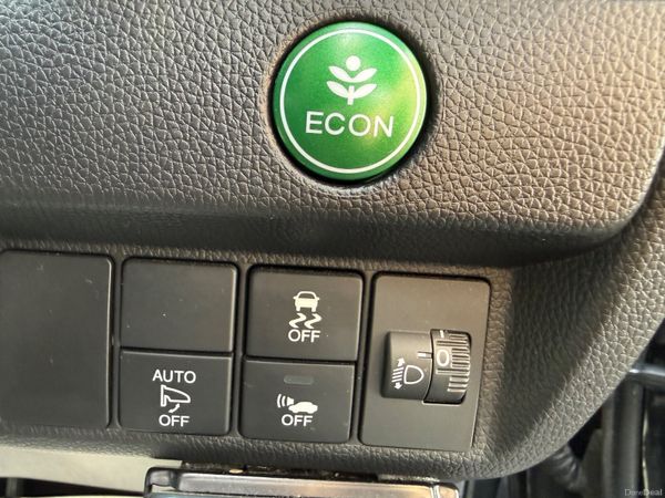 2015 Honda JAZZ/Fit 1.5 Hybrid Auto,47K Miles 389863317