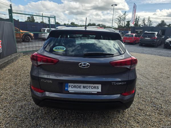Hyundai Tucson 2016 389866571