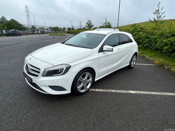 MERCEDES A180 2013 AUTOMATIC 389870935