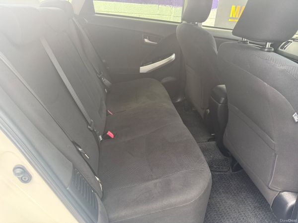 Toyota Prius 2013 389874261